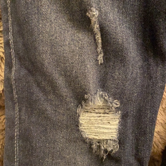 Hollister High Rise Jean Legging. Size 23. - Picture 5 of 7